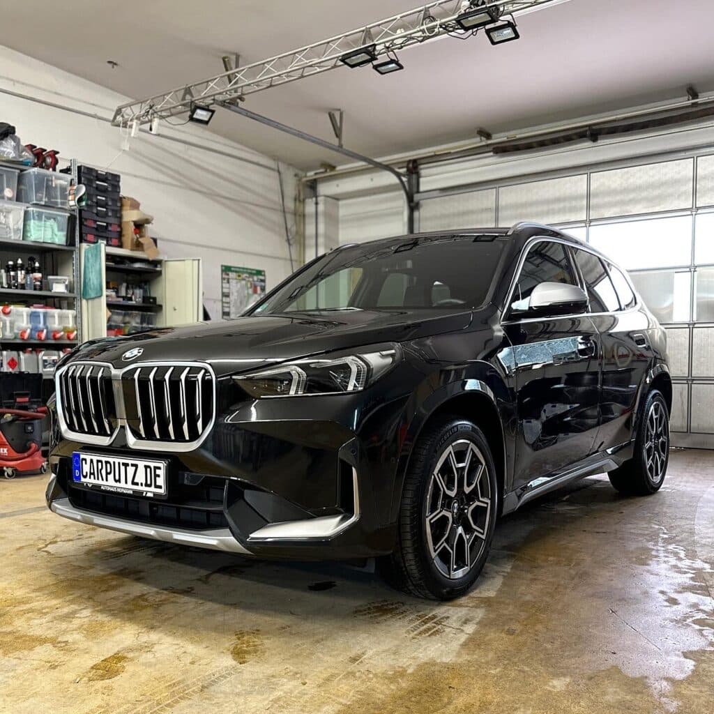 Keramikversiegelung auf einem BMW X1