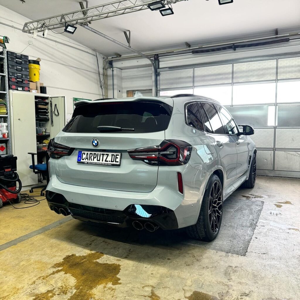 Keramikversiegelung auf einem BMW X3M